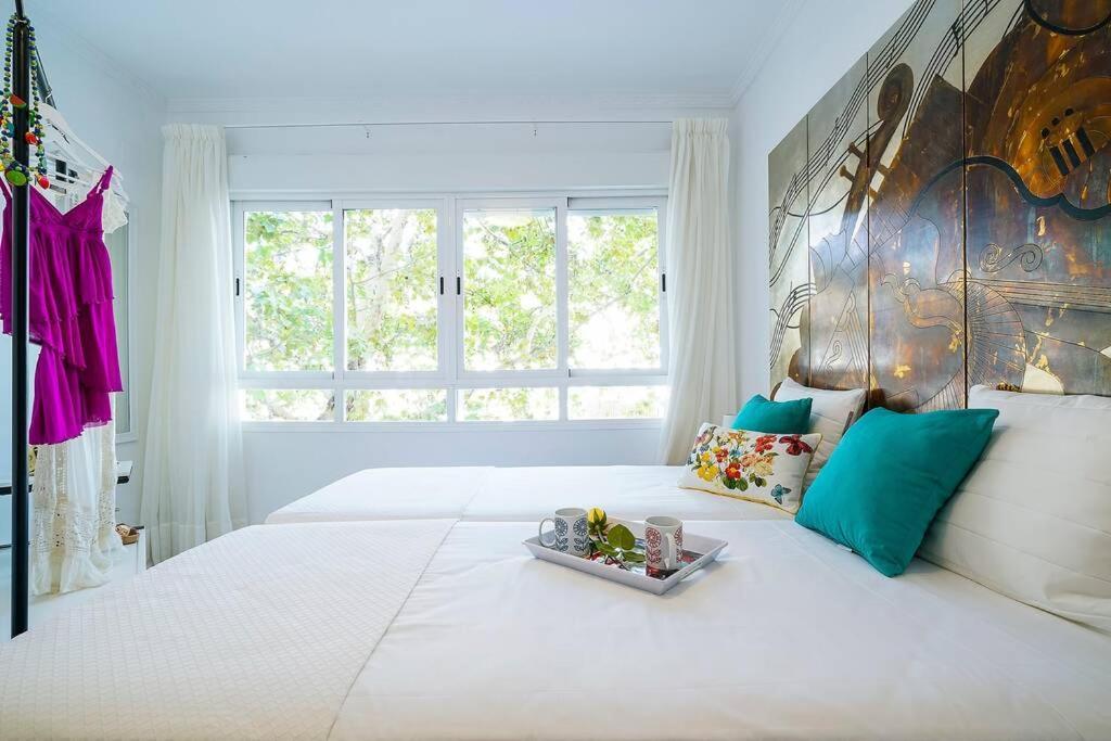 Lovely And Chic Apartment In The Heart Of Seville Exterior photo