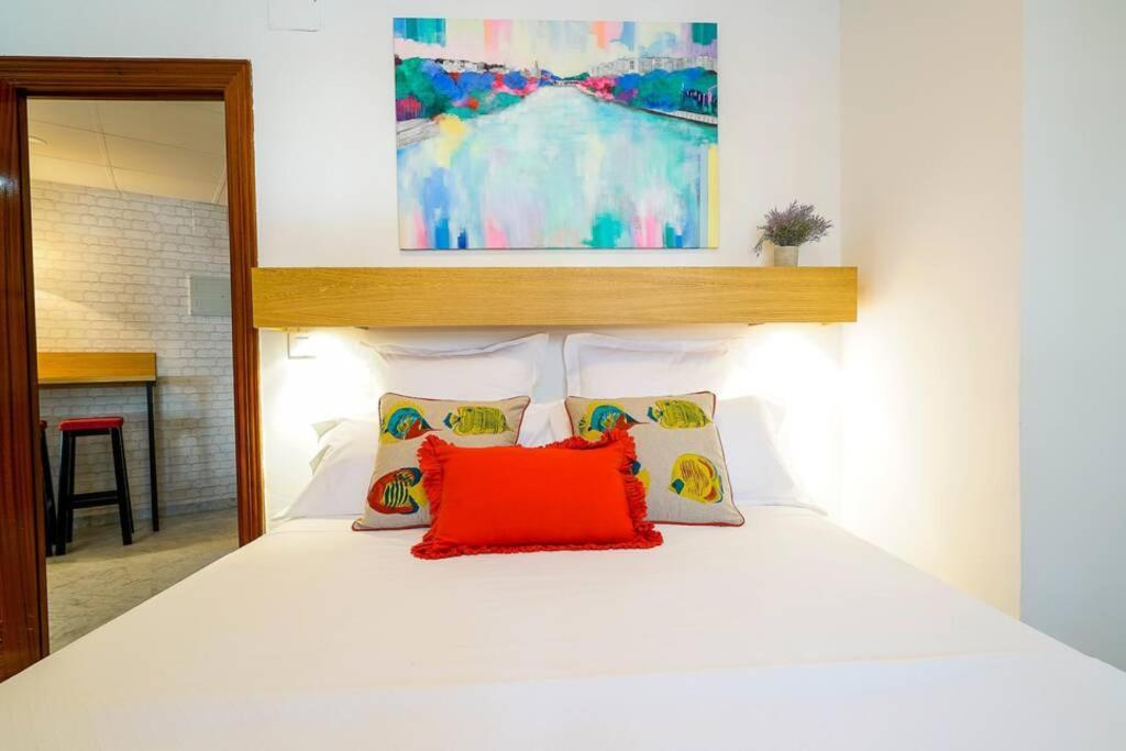 Lovely And Chic Apartment In The Heart Of Seville Exterior photo